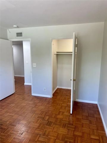 10463 El Monte, Fountain Valley, CA 92708