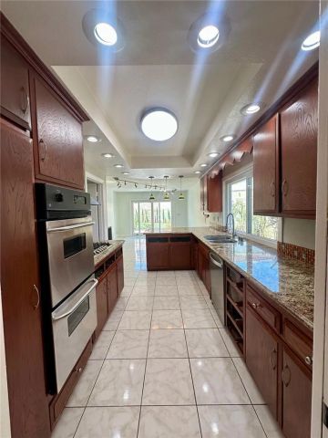 10463 El Monte, Fountain Valley, CA 92708