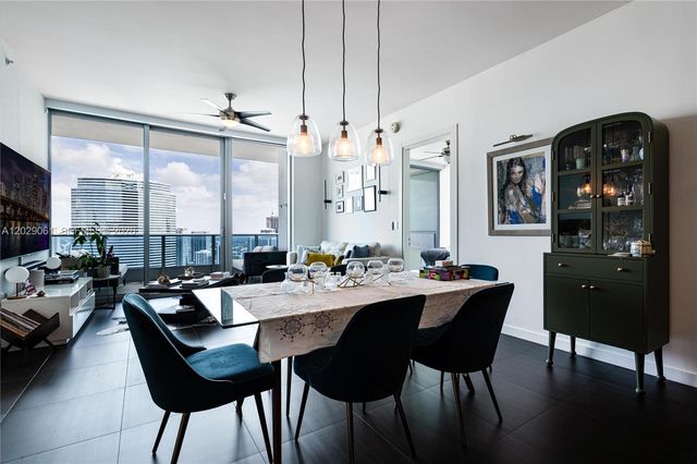 200 Biscayne Boulevard Way 4812, Miami, FL 33131