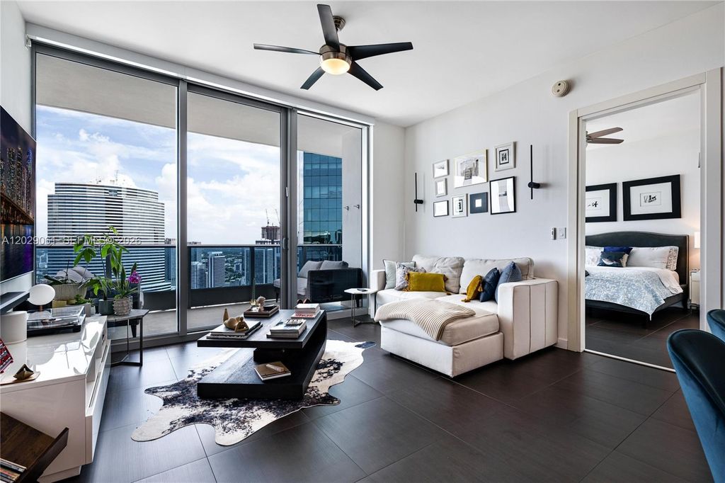 200 Biscayne Boulevard Way 4812, Miami, FL 33131