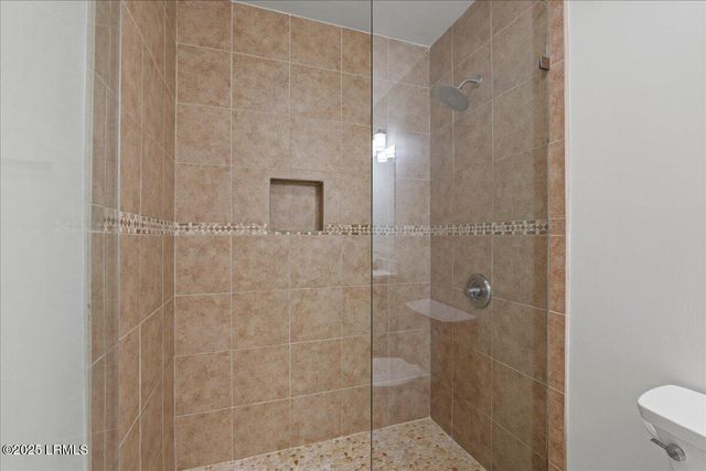 25 Sams Point Rd Apt 1C, Beaufort, SC 29907