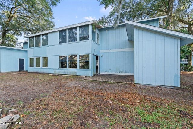 25 Sams Point Rd Apt 1C, Beaufort, SC 29907