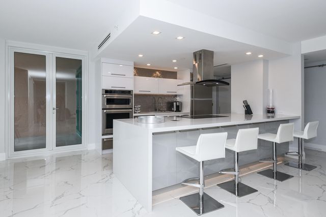 120 SE 5th Avenue, Boca Raton, FL 33432