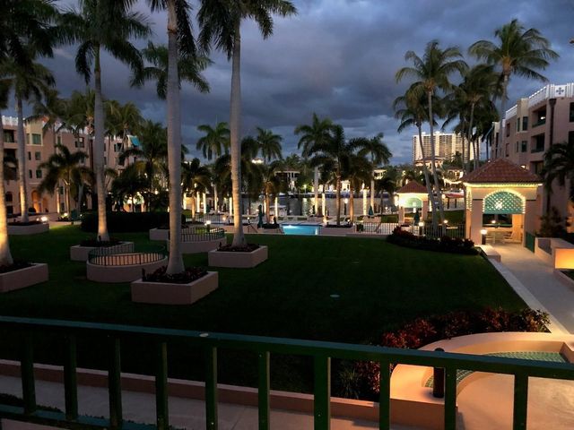 120 SE 5th Avenue, Boca Raton, FL 33432