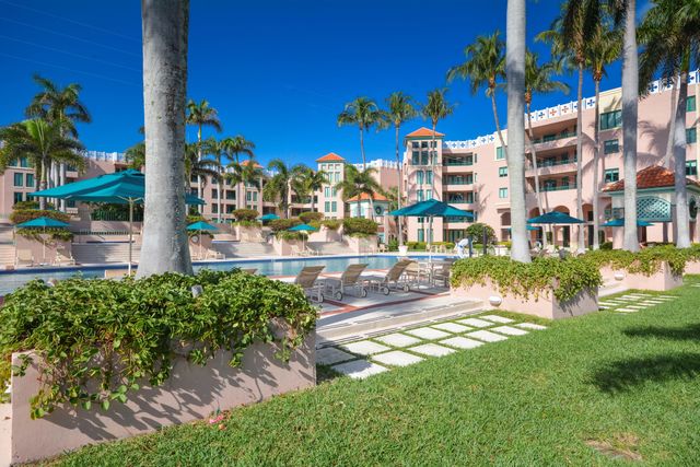 120 SE 5th Avenue, Boca Raton, FL 33432