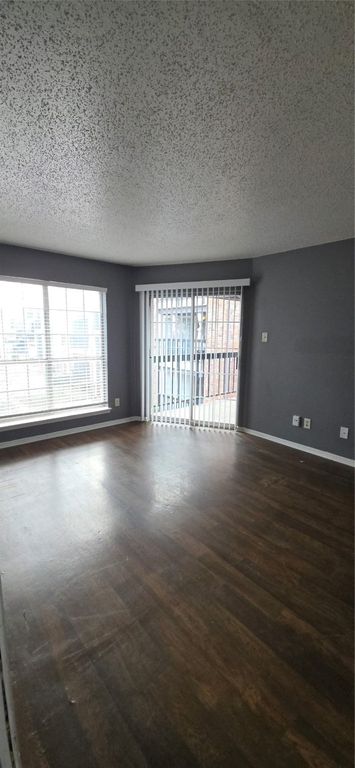 18333 Roehampton Drive 928, Dallas, TX 75252