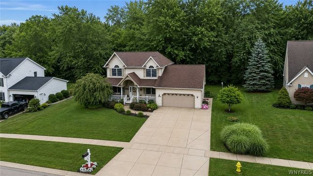 4475 Richwood Drive, Hamburg, NY 14075