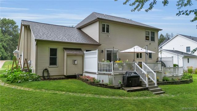 4475 Richwood Drive, Hamburg, NY 14075
