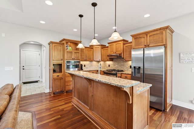 15005 S 24th Avenue, Bellevue, NE 68123