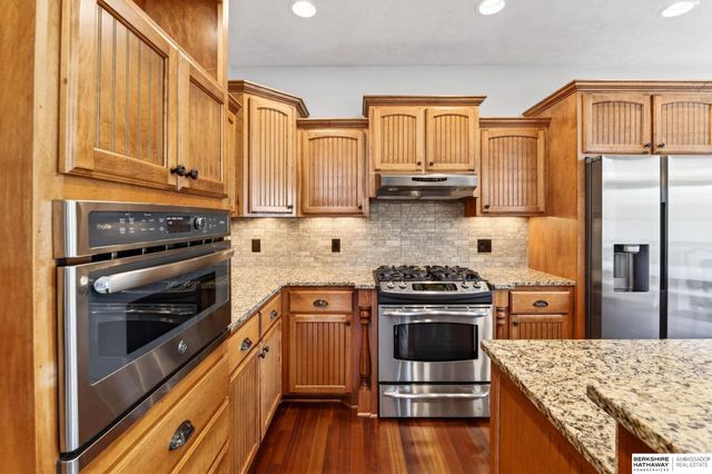 15005 S 24th Avenue, Bellevue, NE 68123