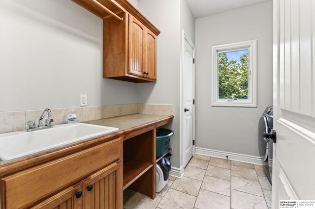 15005 S 24th Avenue, Bellevue, NE 68123
