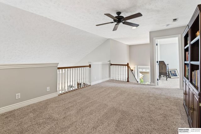 15005 S 24th Avenue, Bellevue, NE 68123