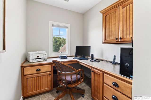 15005 S 24th Avenue, Bellevue, NE 68123