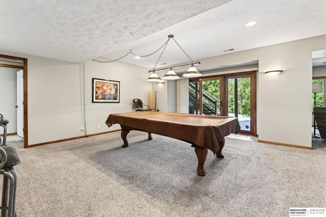 15005 S 24th Avenue, Bellevue, NE 68123