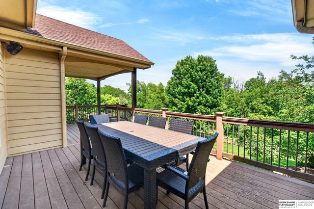 15005 S 24th Avenue, Bellevue, NE 68123
