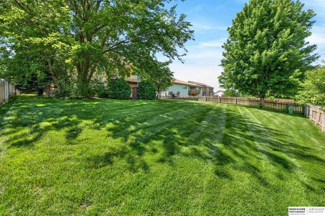 15005 S 24th Avenue, Bellevue, NE 68123