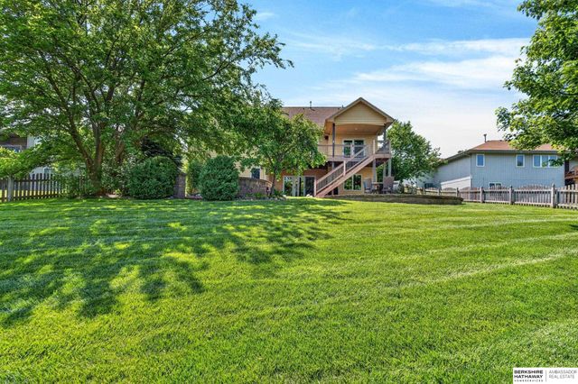 15005 S 24th Avenue, Bellevue, NE 68123