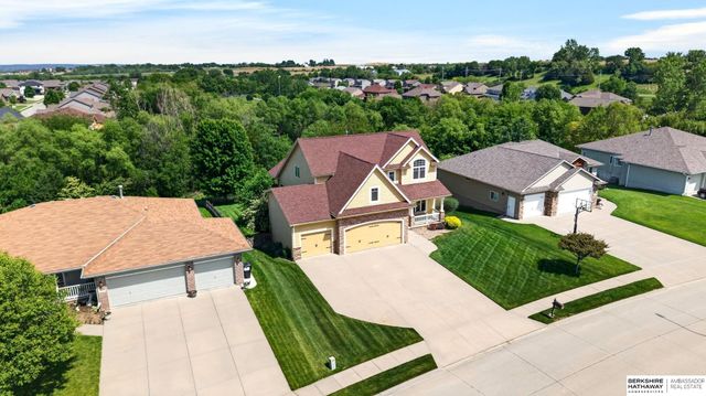 15005 S 24th Avenue, Bellevue, NE 68123