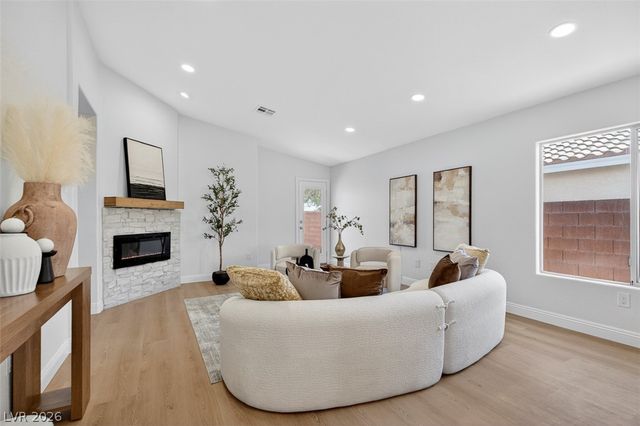 6668 Arctic Breeze Street, North Las Vegas, NV 89084