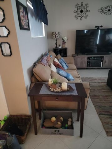 27 Vista Del Rio, Boynton Beach, FL 33426