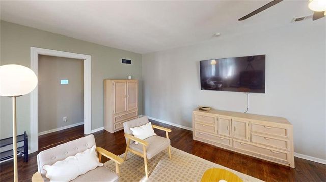 600 W 101st Terrace, Kansas City, MO 64114