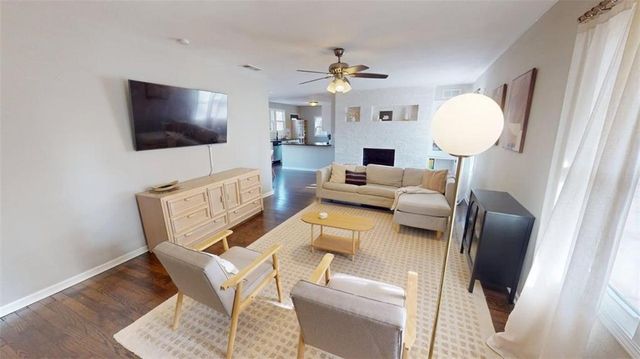 600 W 101st Terrace, Kansas City, MO 64114