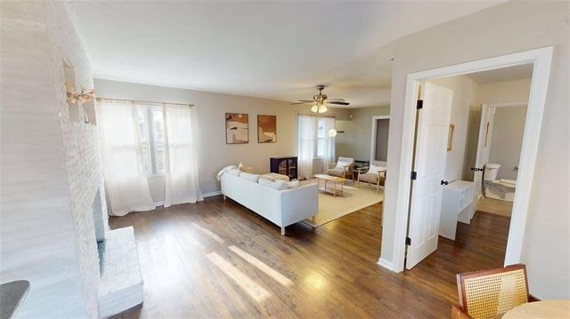 600 W 101st Terrace, Kansas City, MO 64114