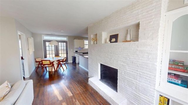 600 W 101st Terrace, Kansas City, MO 64114