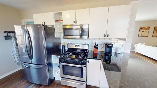 600 W 101st Terrace, Kansas City, MO 64114