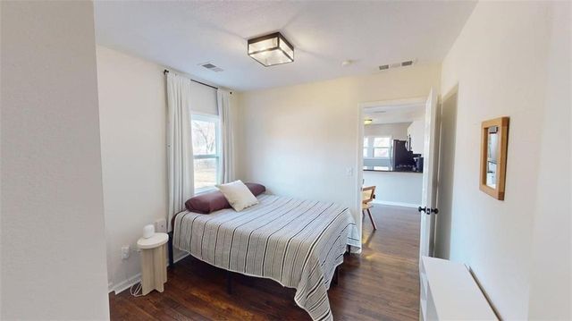 600 W 101st Terrace, Kansas City, MO 64114