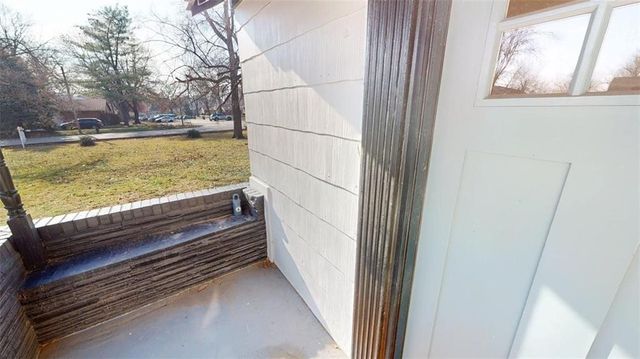 600 W 101st Terrace, Kansas City, MO 64114