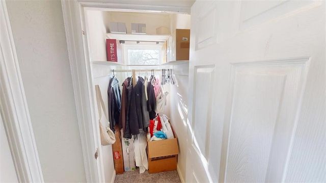 600 W 101st Terrace, Kansas City, MO 64114