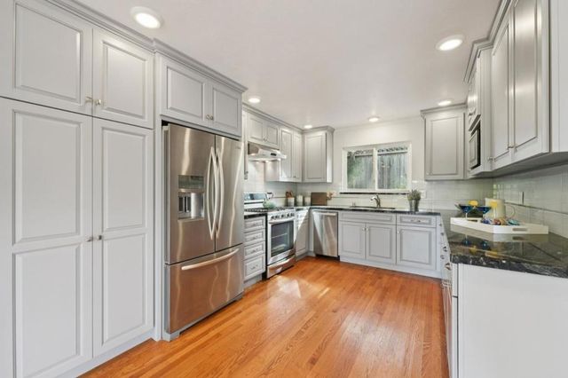 513 Encino Drive, Aptos, CA 95003