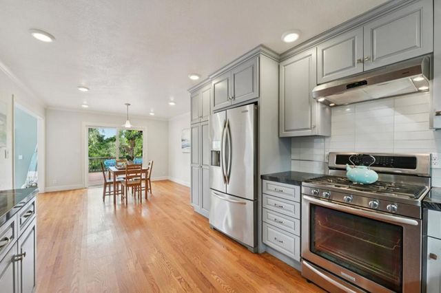 513 Encino Drive, Aptos, CA 95003