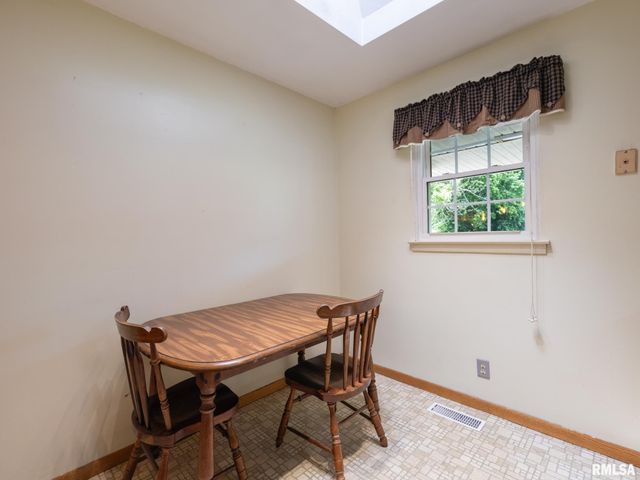 409 GEORGIA Parkway, Washington, IL 61571