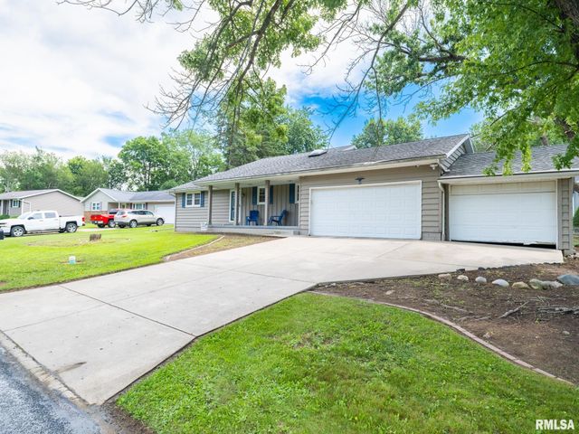 409 GEORGIA Parkway, Washington, IL 61571