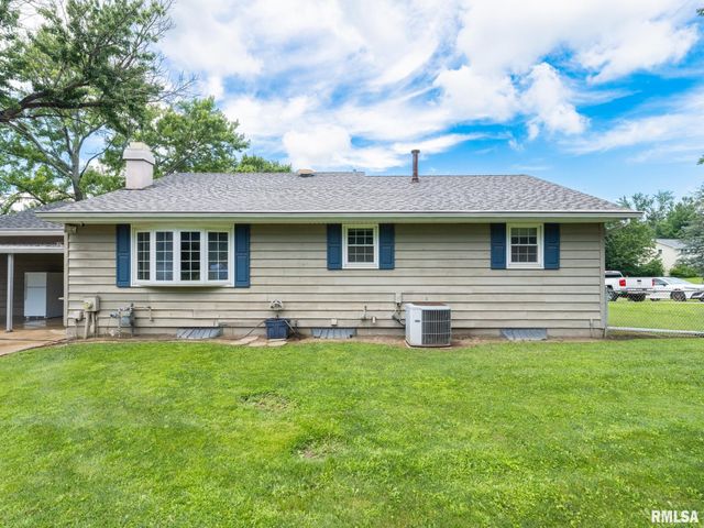 409 GEORGIA Parkway, Washington, IL 61571