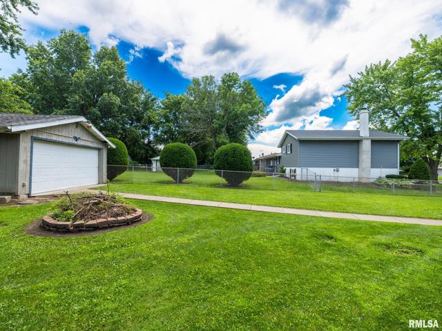 409 GEORGIA Parkway, Washington, IL 61571