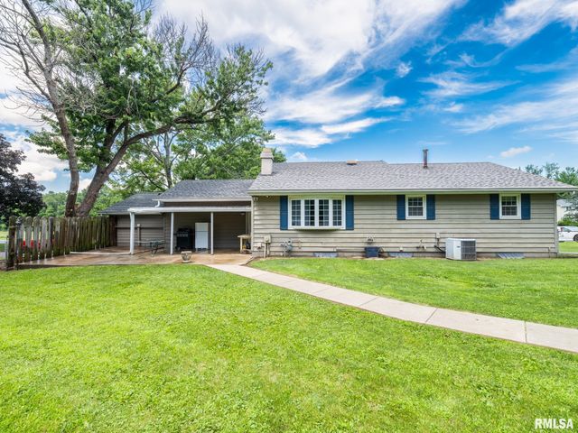 409 GEORGIA Parkway, Washington, IL 61571