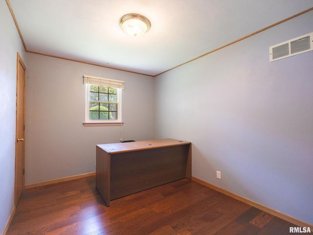 409 GEORGIA Parkway, Washington, IL 61571