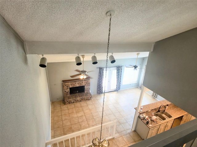 10526 Chapel Hill Drive, Houston, TX 77099