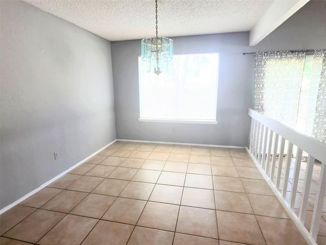 10526 Chapel Hill Drive, Houston, TX 77099