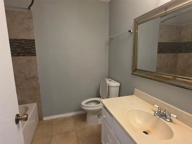 10526 Chapel Hill Drive, Houston, TX 77099