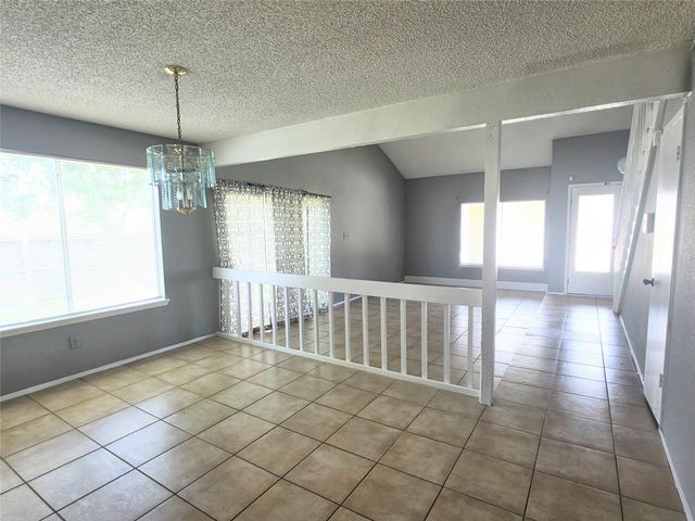10526 Chapel Hill Drive, Houston, TX 77099