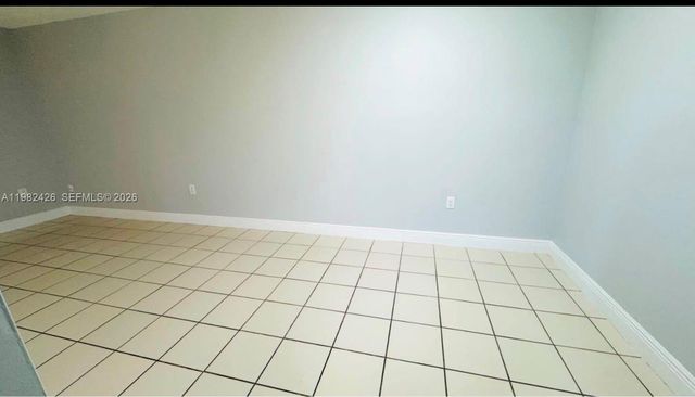 15635 SW 74th Cir Dr 3, Miami, FL 33193