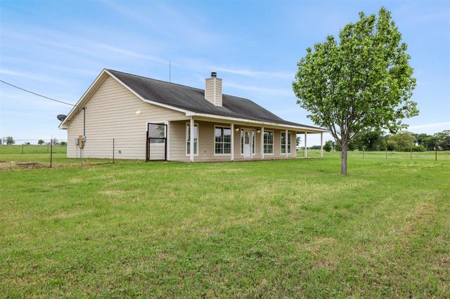 1234 County Road 135, Lincoln, TX 78948