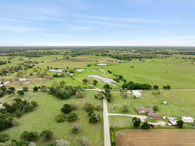 1234 County Road 135, Lincoln, TX 78948