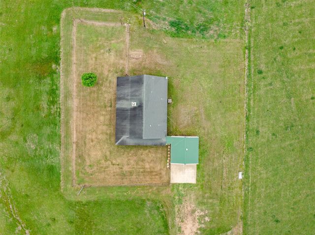 1234 County Road 135, Lincoln, TX 78948