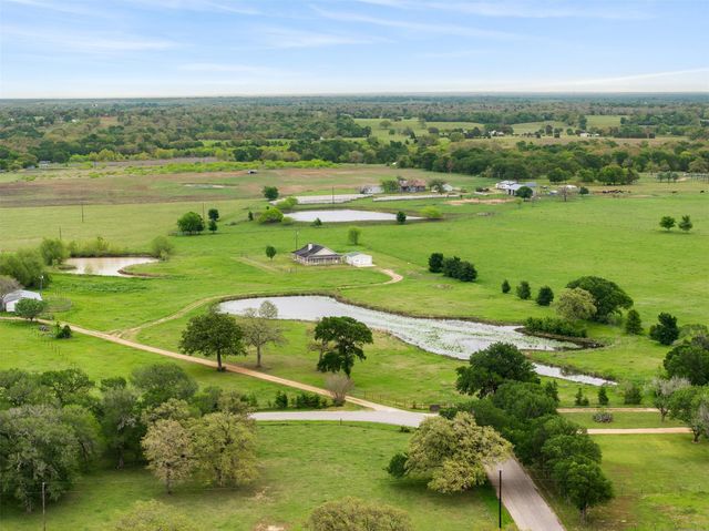 1234 County Road 135, Lincoln, TX 78948