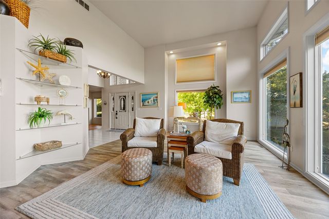 1705 12th Avenue, Coralville, IA 52241